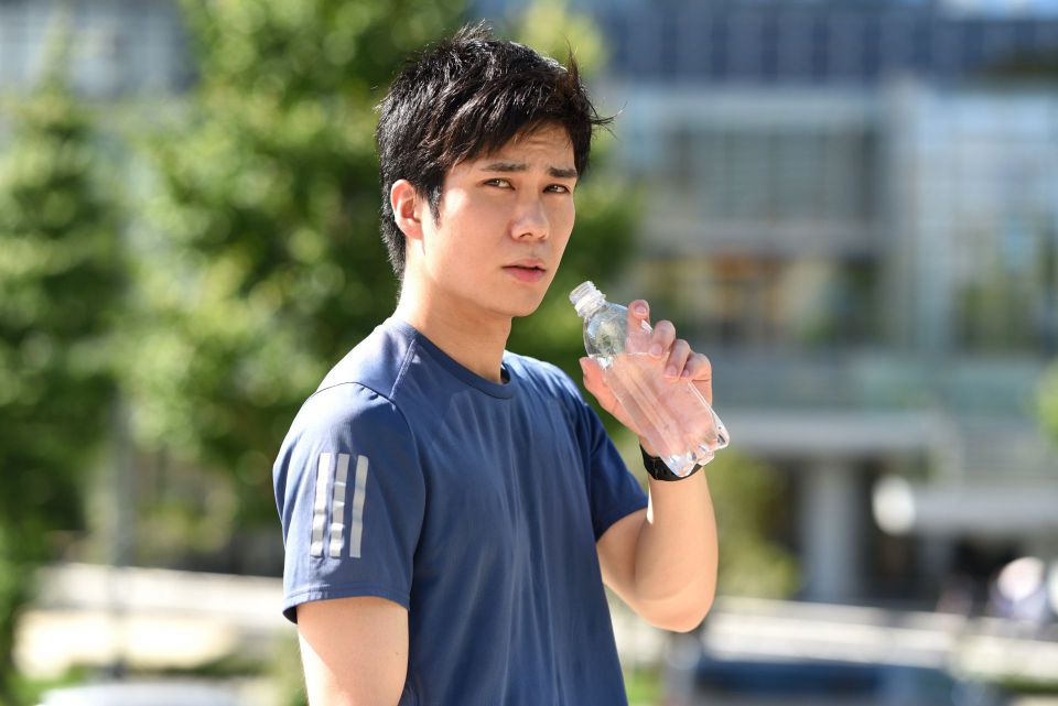 朝霧に包まれた甲府山梨が誇る歴史と最先端医療の融合都市